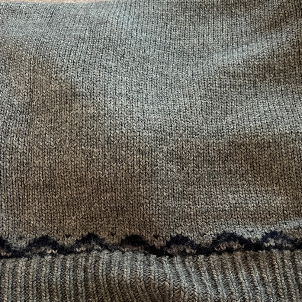 LOFT Gray Blue and White Patterned Crewneck Hi Low Sweater - Picture 8 of 8